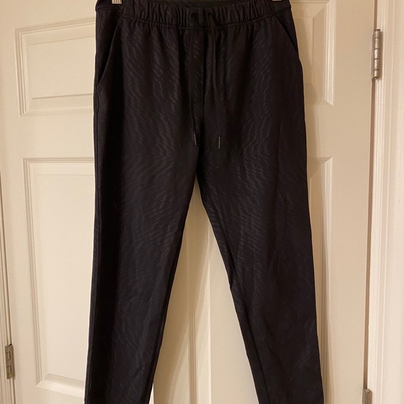 Lululemon pants - Picture 1 of 3